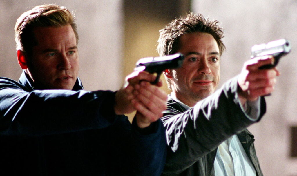 بهترین فیلم های کمدی جنایی که باید تماشا کنید 19 Kiss Kiss, Bang Bang
