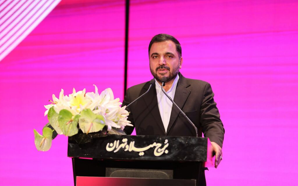 1702732477 22 سوال‌هایی که بی جواب مانده‌اند