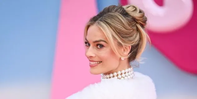 1711729096 209 تلفظ درست اسم سلبریتی ها که نمی دانستید ویدیو دوپلر.webp