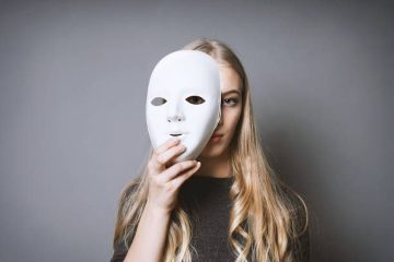 آیا نقاب اجتماعی مضر است؟
