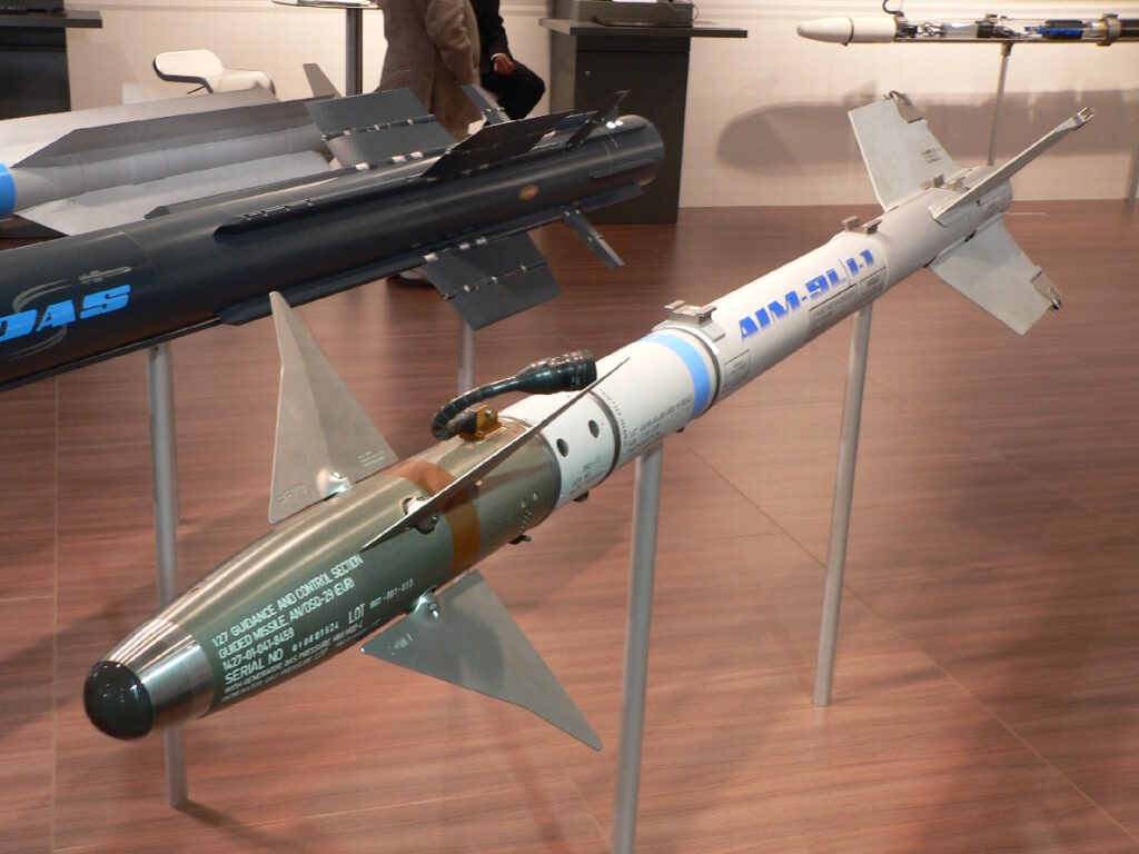 1718554537 115 تاریخچه باورنکردنی موشک آمریکایی Sidewinder دوپلر