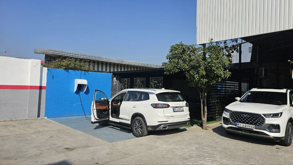 اختلاف قیمت خودروهای ام وی ام