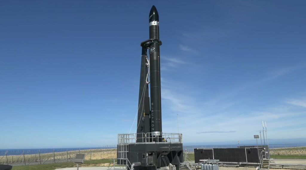 1724113390 216 شرکت Rocket Lab می‌خواهد به انحصار فالکون 9 اسپیس‌ایکس آخر
