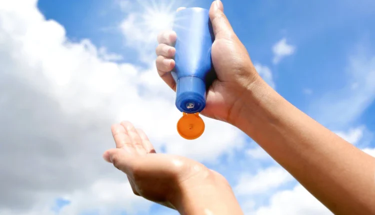 1724136227 895 آیا ضد آفتاب مانع جذب ویتامین دی می‌بشود؟ دوپلر.webp