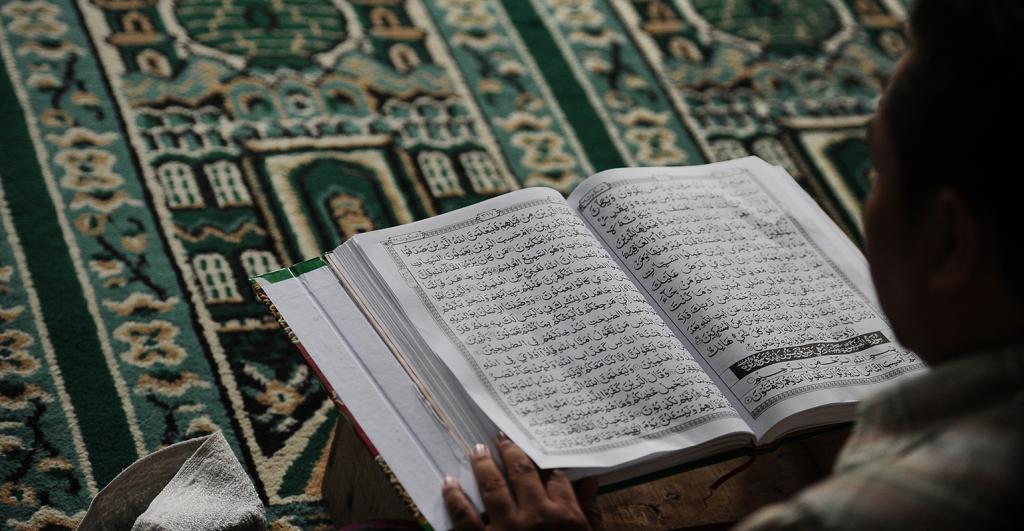 1745984586 501 متن آیت الکرسی با ترجمه فارسی صوت دوپلر
