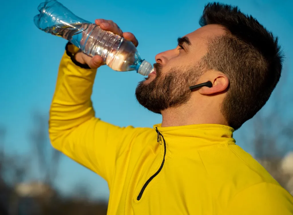  آب محبوب ترین نوشیدنی وقت ورزش است